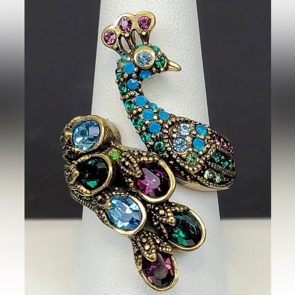Heidi Daus 🆕 “Sparkling Showoff” peacock 🦚Swarovski Crystals size 10 ring - Picture 3 of 9